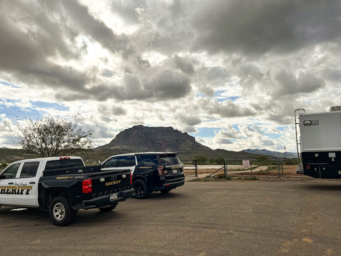 Scene near Telegraph Canyon with a Command Vehicle (SOURCE: Pinal County Sheriff's Office)